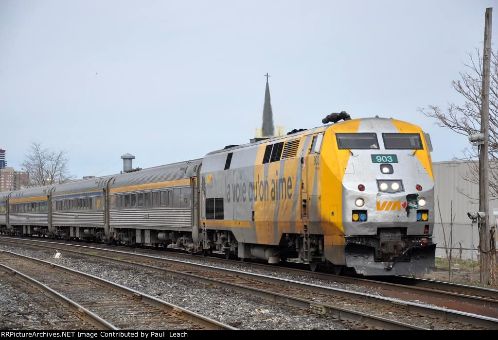 Eastbound corridor train approaches the junction